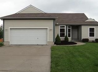 11966 S Clinton St, Olathe, KS 66061