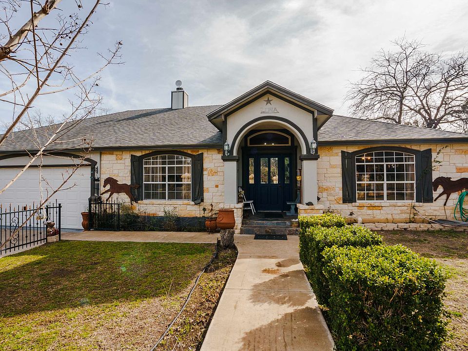 1st image of 617 Cypress LN