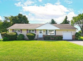 20 Sprucetree Lane, South Huntington, NY 11746