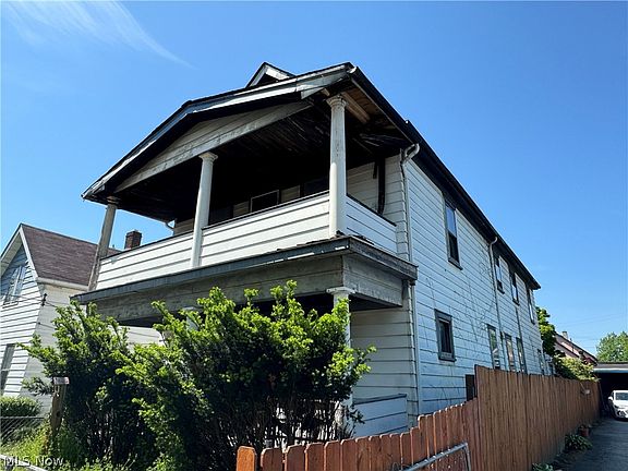 2nd image of 1068 E 68th St