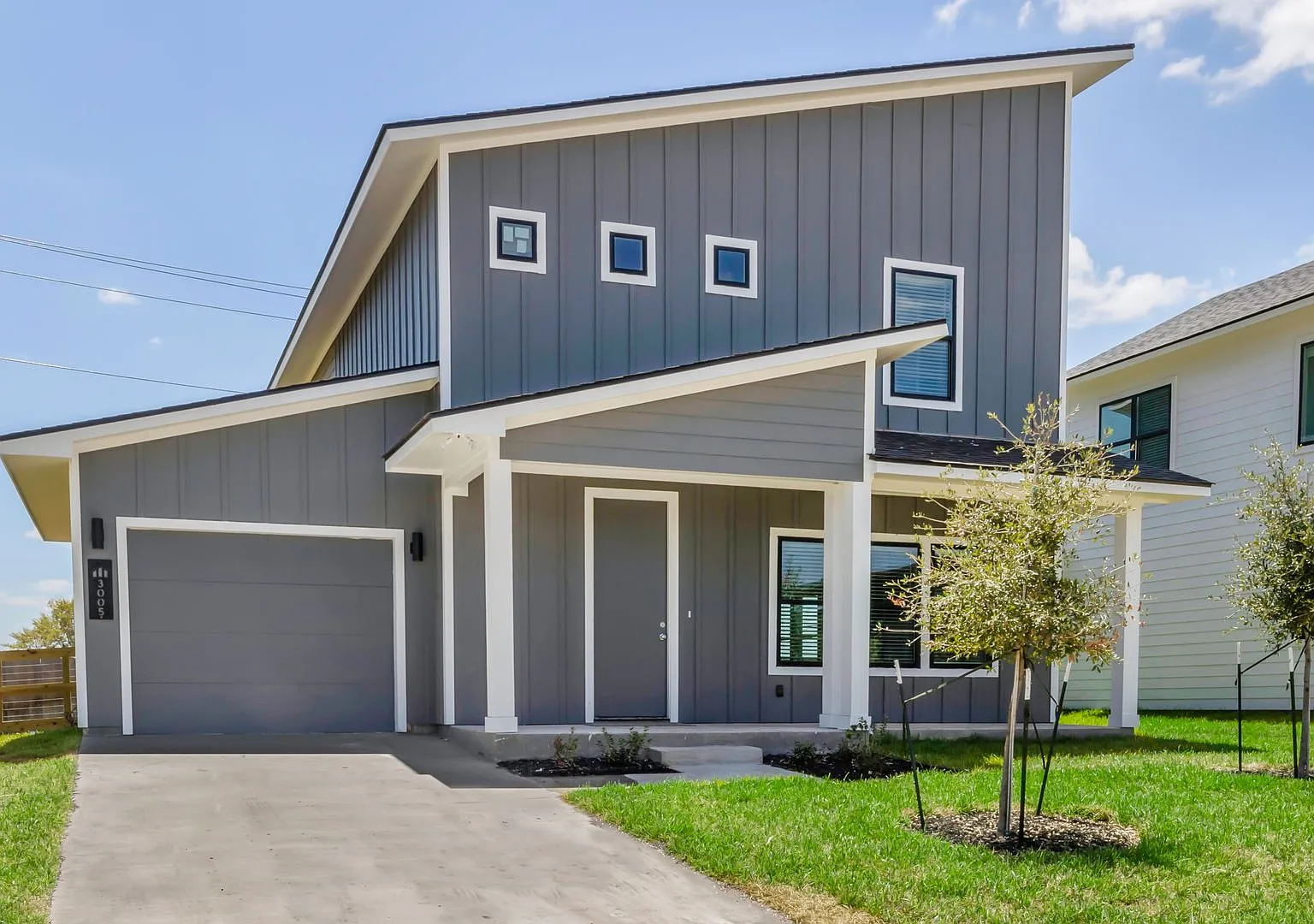 Pre-Lease Fall 2027 Luxury Home In South College Station — Photo 2