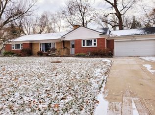 5250 Chicago Rd, Warren, MI 48092