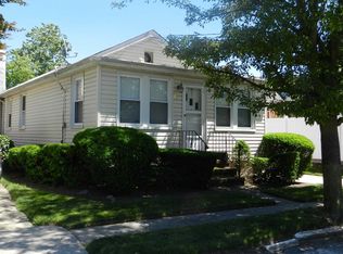 21 Laurel Pl, Valley Stream, NY 11580