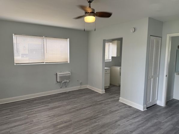 1150 W Blue Heron Blvd #5