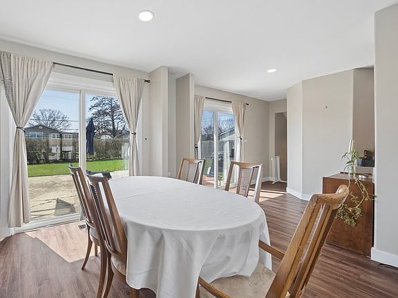 5th image of 703 Westmere Rd