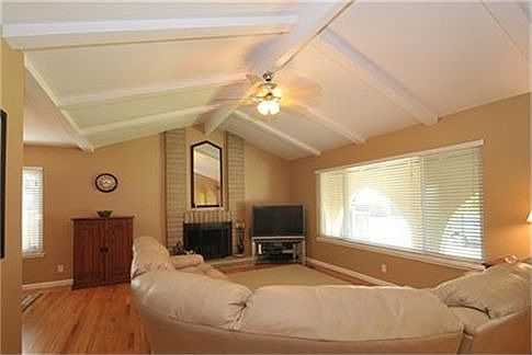 5th image of 5641 Comanche Dr
