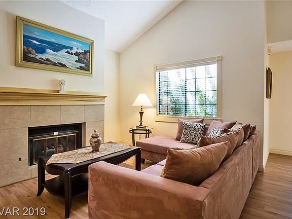2nd image of 3264 Dayflower St #1