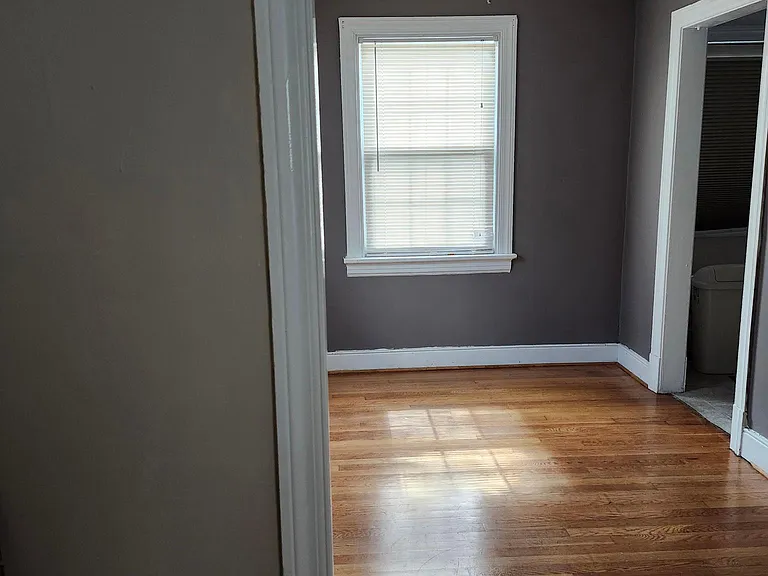 513 Craigie Ave — Photo 7