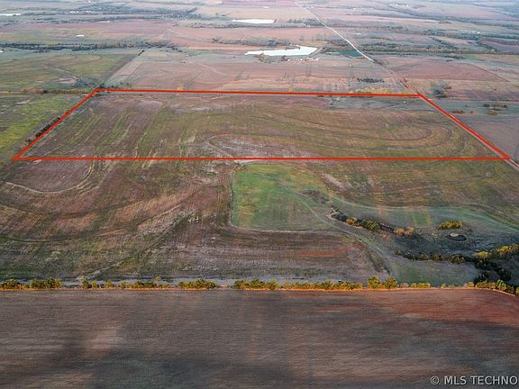 3rd image of 1 E 350th Rd