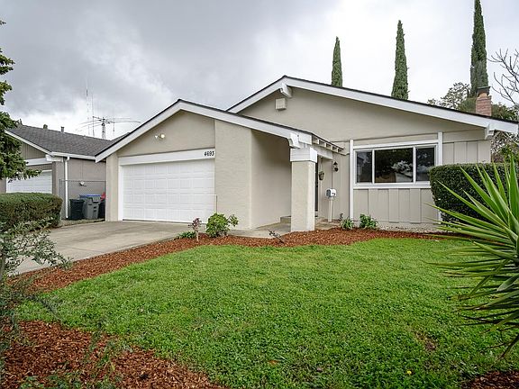 3rd image of 4693 Holycon Cir