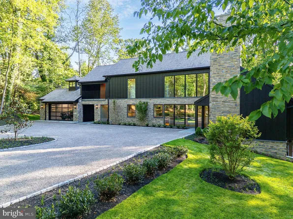 607 W Gravers Ln, Philadelphia, PA 19118