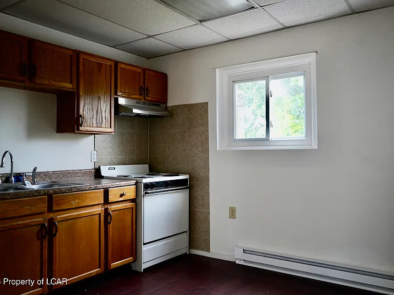538 Carson St #1 — Photo 7