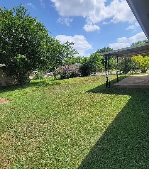 7338 Clear Water St — Photo 3