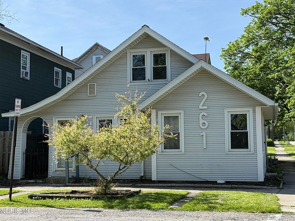 1st image of 261 W North St