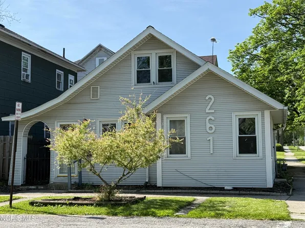 261 W North St, Fostoria, OH 44830