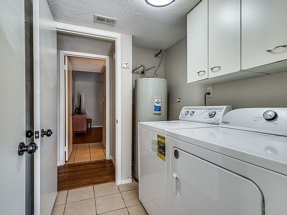 2nd image of 2701 Mistywood Ln