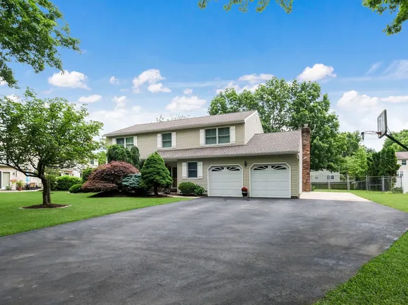 103 Sugar Bush Ct, Chalfont, PA 18914