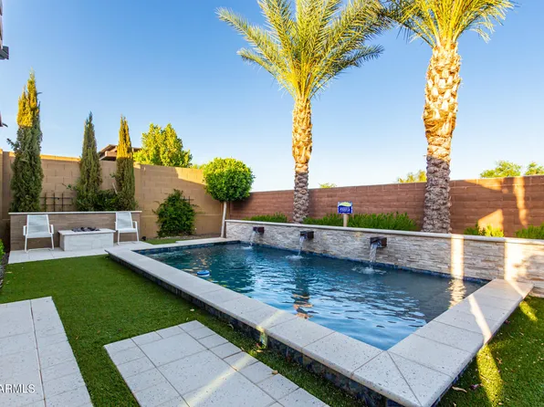 16611 S 9TH Street, Phoenix, AZ 85048