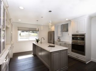 1725 Applewood Ct NE, Cedar Rapids, IA 52402