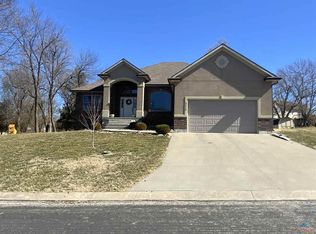 2115 Stonewood Cir, Sedalia, MO 65301