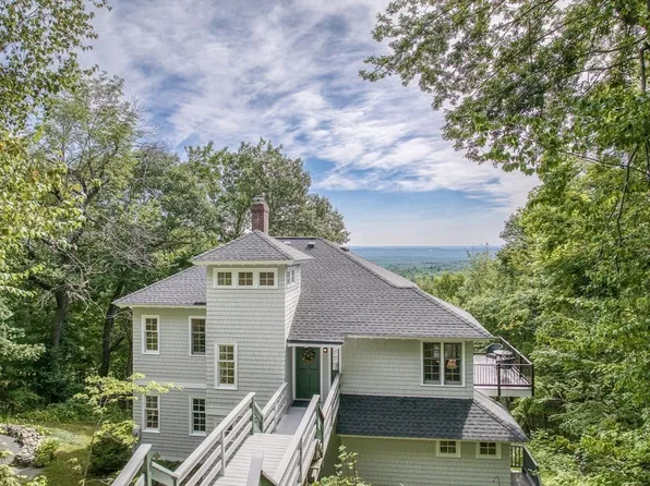 134 Mountain Rd, Princeton, MA 01541