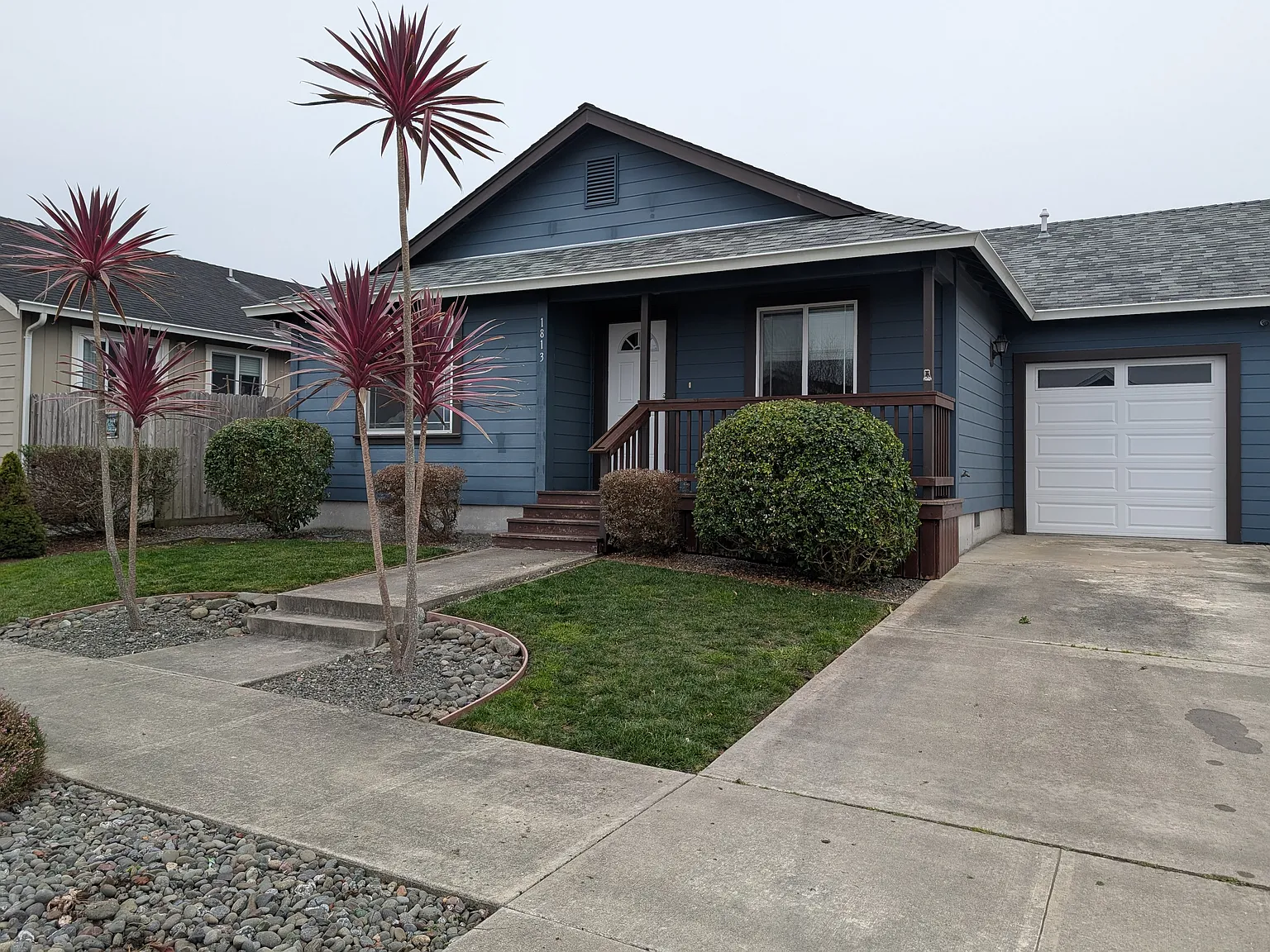 3 bed, 1100 sqft, $2,075 — Photo 1