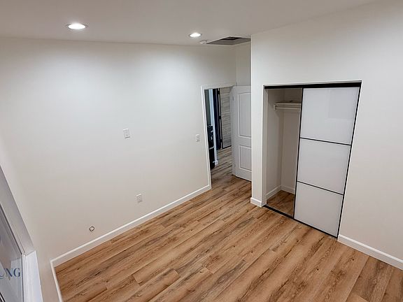 5th image of 10062 Bonser Ave