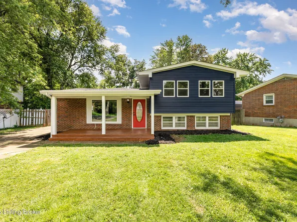 9011 Lantana Dr, Louisville, KY 40229
