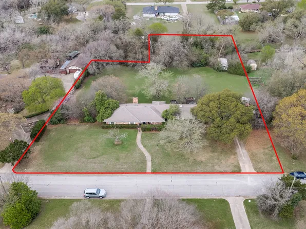 1007 Green Hills Dr, Duncanville, TX 75137