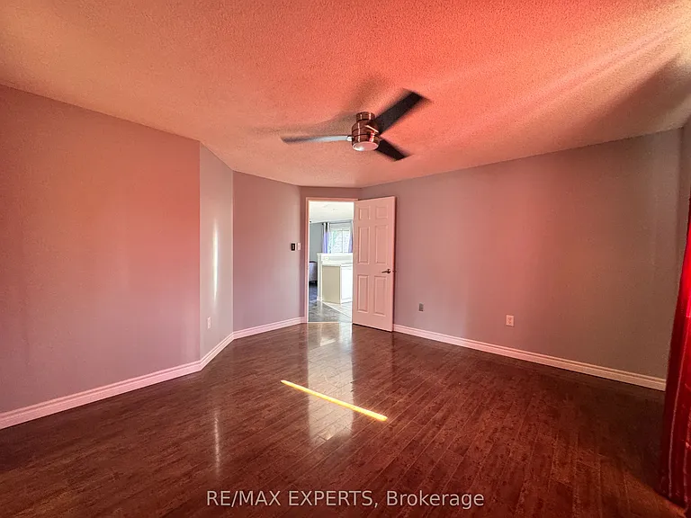 4 Ambler Bay #UPPER — Photo 16