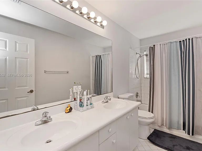 1095 Chenille Cir — Photo 21