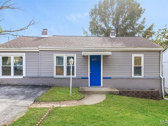 2nd image of 9608 Flora Ave