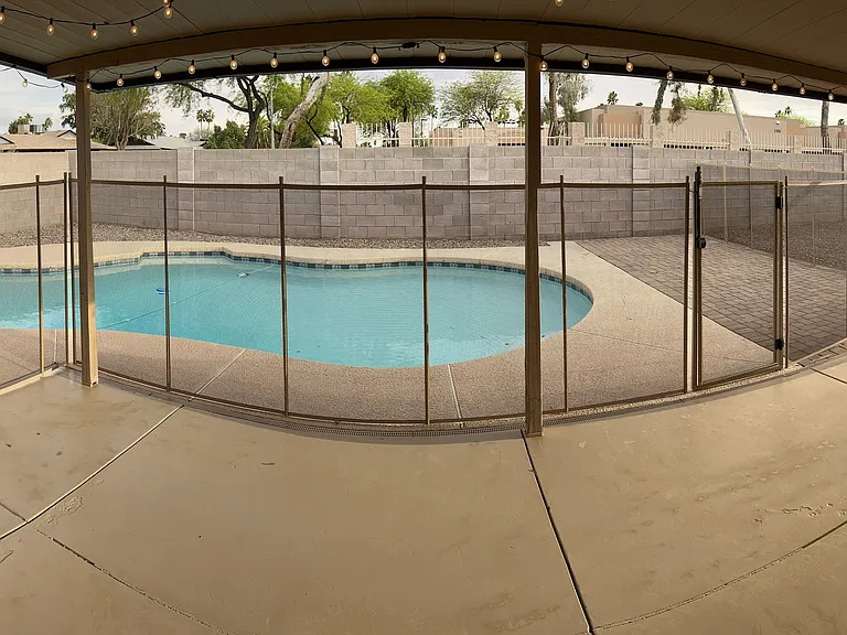 1989 E Dunbar Dr — Photo 3