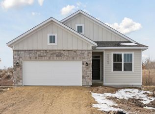 10926 37th St N, Lake Elmo, MN 55042