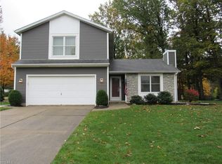 4555 Linda Dr, Vermilion, OH 44089