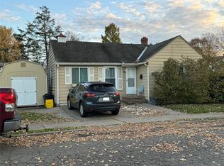 34 Clarendon St, Johnson City, NY 13790