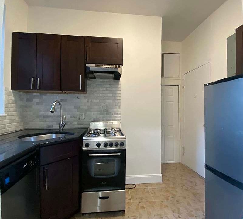 1st image of 1229 1st Ave #27F