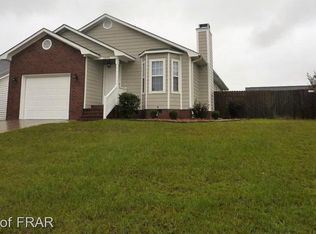 3408 Winesap Rd, Hope Mills, NC 28348