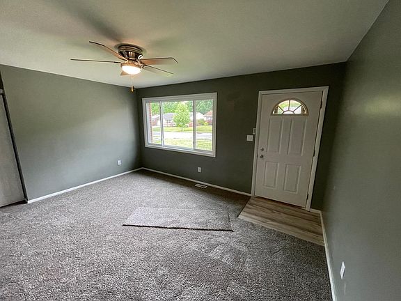 3rd image of 34 Dorsey Dr