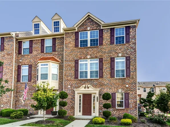 610 Fairgate Dr, Wexford, PA 15090