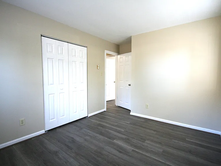 12141 Old Buckingham Rd — Photo 24