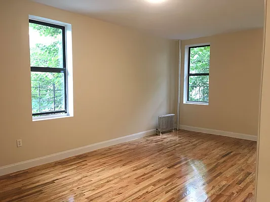 Rented by Lang Realty LLC | media 36