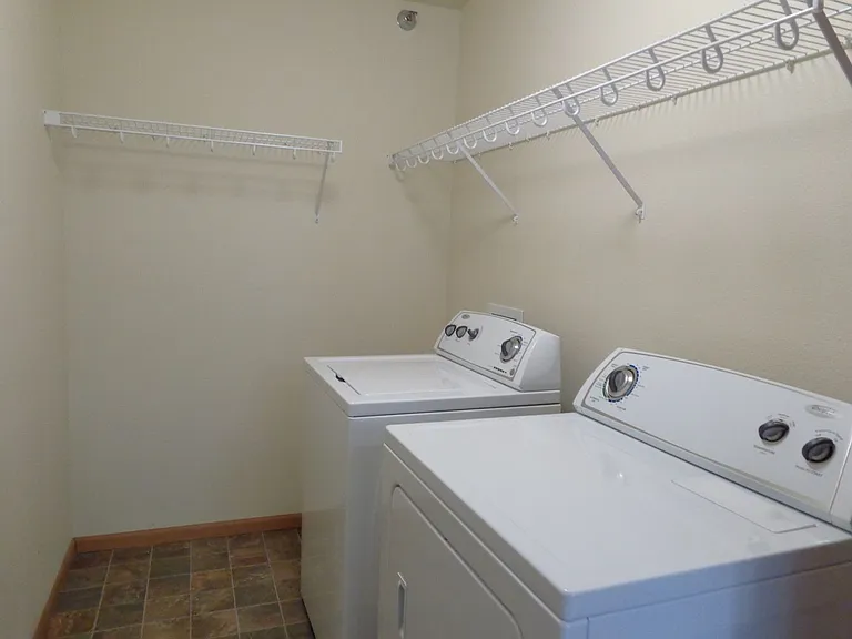 West Lake III Apartments — Photo 71