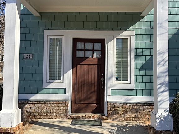 3rd image of 1035 Barnett Shoals Rd APT 1231