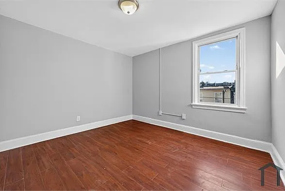 1235 Penn St NE #2 — Photo 6