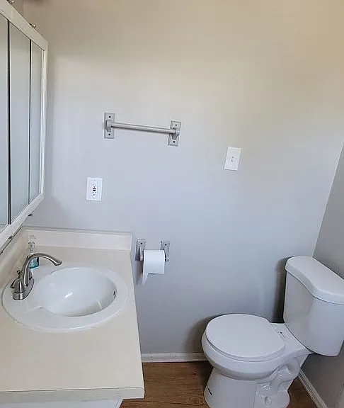 826 Forest Ave — Photo 20