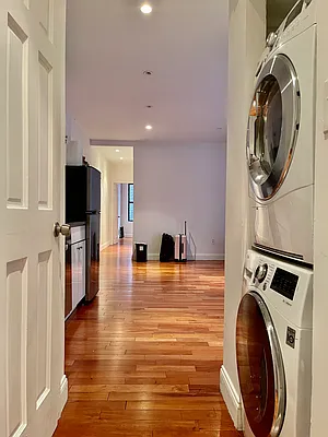 Rented by Triplemint | media 11