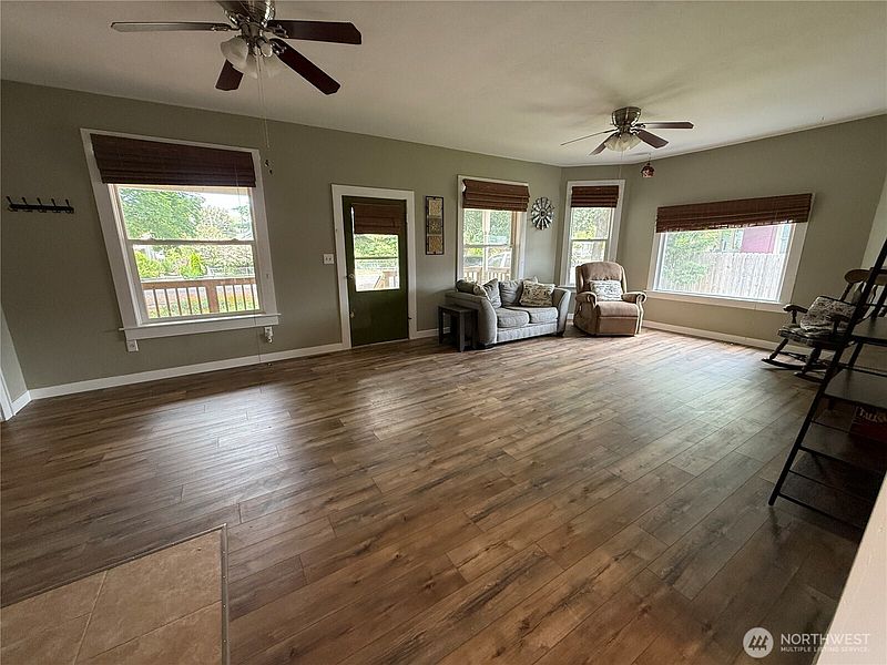 2nd image of 416 E Spring Street