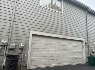 4139 S Evanston Cir APT E, Aurora, CO 80014