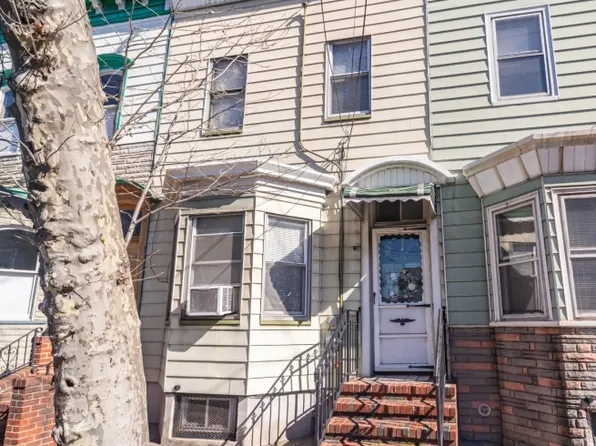 375 Lafayette St, Newark City, NJ 07105